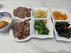 -德元兰州纯汤牛肉面(龙阳路店)
