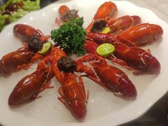 -沪小胖小龙虾(淮海中路旗舰店)