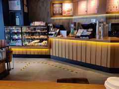 面包甜点陈列柜-星巴克(杭州临平万达广场店)