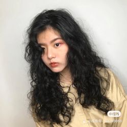 -时尚殿堂明星门店