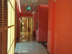 -音皇乐友汇量贩式KTV