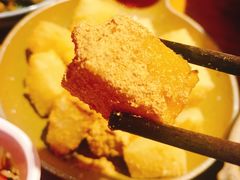 -野山舂·贵州现舂酸汤火锅(鸿通城店)