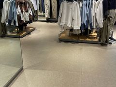 -LuOne凯德晶萃广场(徐家汇路店)