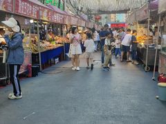 -正宁路小吃夜市
