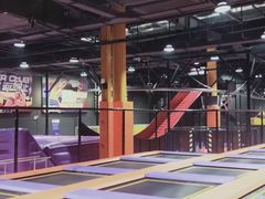 -Tenker Club弹刻极限主题公园 · 蹦床 · 团建 · 生日派对(大关店)