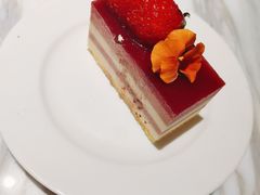 草莓慕斯蛋糕-星璞餐厅(深铁塘朗城君璞酒店)