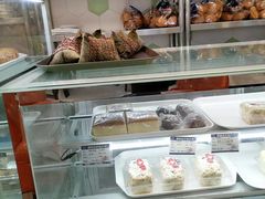 -白玉兰食品(中山公园龙之梦店)