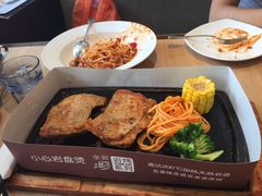 -必胜客(鼓楼店)