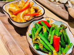 黄瓜苗拌香菇-TRiO·三重奏