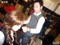 点击看大图 小郭剪发中 (1)-雅仕 HAIR SALON 美发沙龙