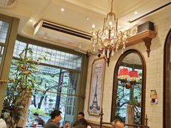 -玛格萝妮比萨屋(四平店)