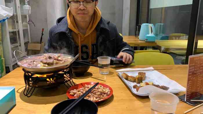 小串人生纯炭火烤的烧烤店