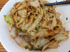油泼肉酱面-小二面店