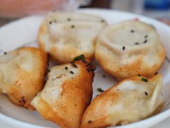 -香山胡记吴江路生煎(灵山路店)