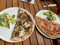 -城市大道红炉披萨烘焙坊