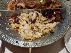 -小鱼小牛·鱼牛干锅·脆鱼火锅(世欧广场店)