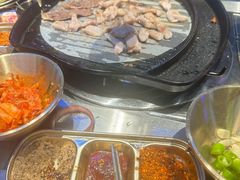 -喜井无限自助烤肉公司(石厦店)