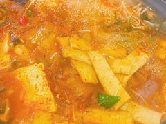 泡菜火锅-草家酱蟹炭火烤肉店(珲春南路一店)