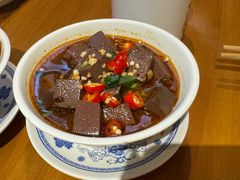 -炉小二铜锅牛蛙•川湘菜(三里屯店)