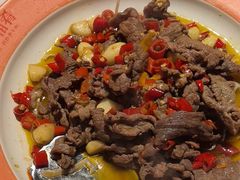 -韵味湘肴·小炒黄牛肉(五一广场美食地标店)