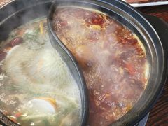 -陆记牛庄·碳锅龙虾烧烤(爱上花园店)