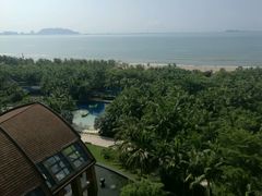 -三亚湾海居铂尔曼度假酒店