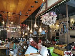 大堂-动动咖啡清真西餐厅