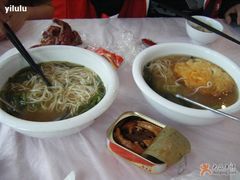 面条+自带速食-黄山排云型旅酒店餐厅
