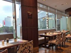 -广州中心皇冠假日酒店·汇点大堂吧