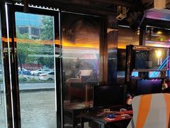 -小魔虎电竞馆·二进制店