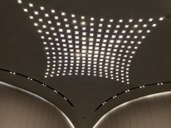 -白玉兰广场停车场