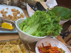 -青瓦餐厅·生鱼片·韩园烤肉(西塔店)