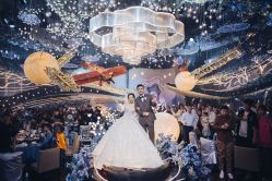 -Color卡诺婚纱礼服馆(南京严选店)