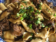-壹阁胡羊焖饼(特色小吃街店)