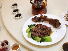 -万山楼海鲜酒家·二十三年老字号
