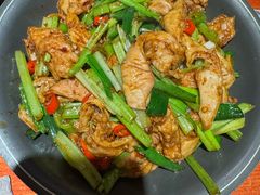 -靠山屯东北农家菜(八龙桥雅苑店)