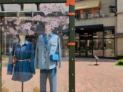 -王府井奥莱临潼小镇(临潼店)