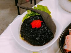 -鲜入围煮花胶鸡海鲜火锅