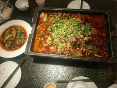 -万重锦·人文川菜馆(骡马市店)