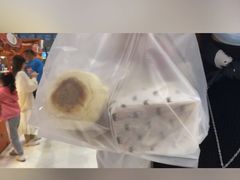 -沁屋面包店(人民东路店)
