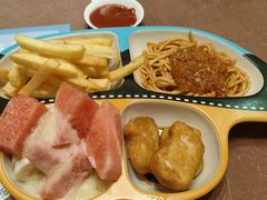 -意卡菲·欢乐聚会餐厅(华侨店)