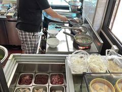 -田海鹰猪血汤(平东一街店)