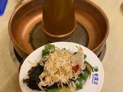 底料-洞庭洲·防空洞火锅·烧烤·铜锅涮肉(新百广场店)