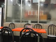 -南宁市连升风味小吃店