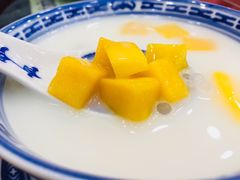 -赵记传承特色牛奶甜品(泉城广场店)