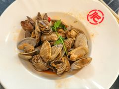 -肥肥虾庄·金牌油焖大虾(东湖欢乐谷店)