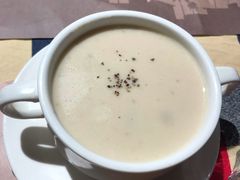奶油蘑菇浓汤-遇见西木美式餐厅(体育路店)