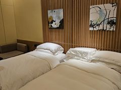 -珠海棕泉水疗酒店(拱北口岸高铁站店)