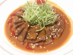 芝麻牛肉拉皮-青雅中餐厅(大连金石滩绿发希尔顿度假酒店)