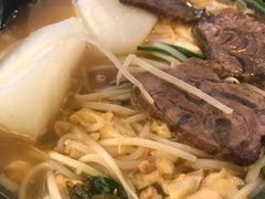 -星林居酸辣米线餐厅